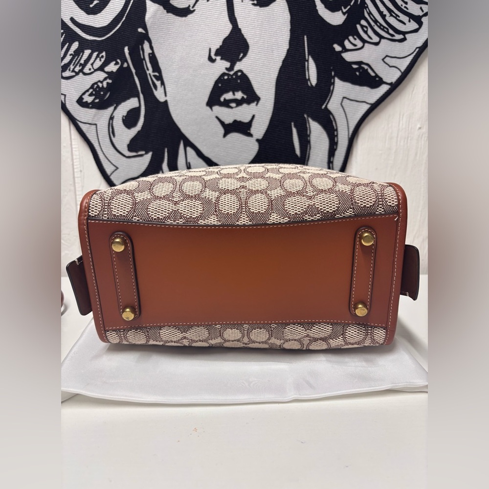 Coach Rogue 25 in Signature Textile Jacquard and Glovetanned Leather - Picture 6 of 15